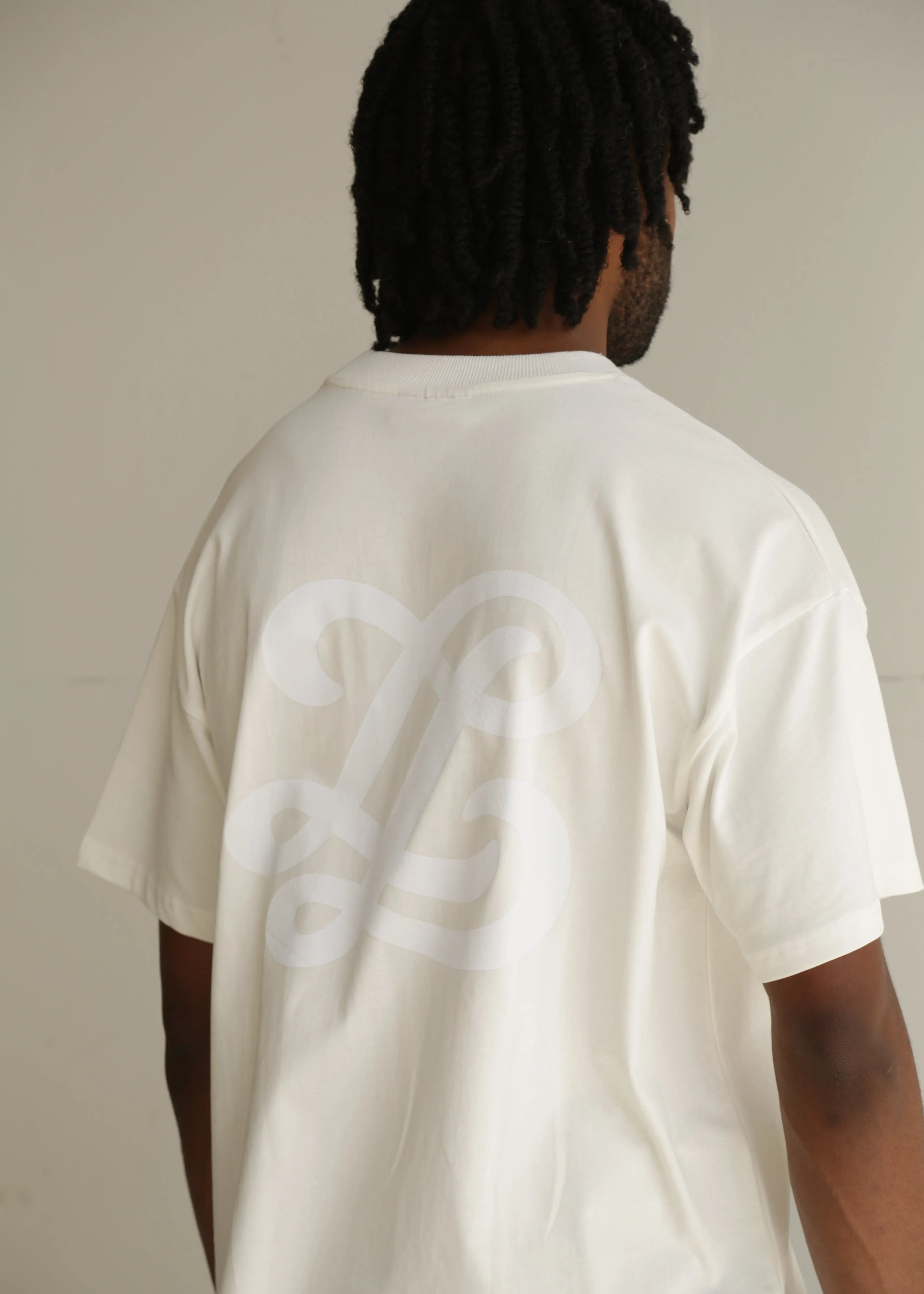 Monogram t-shirt Lueur Clothing