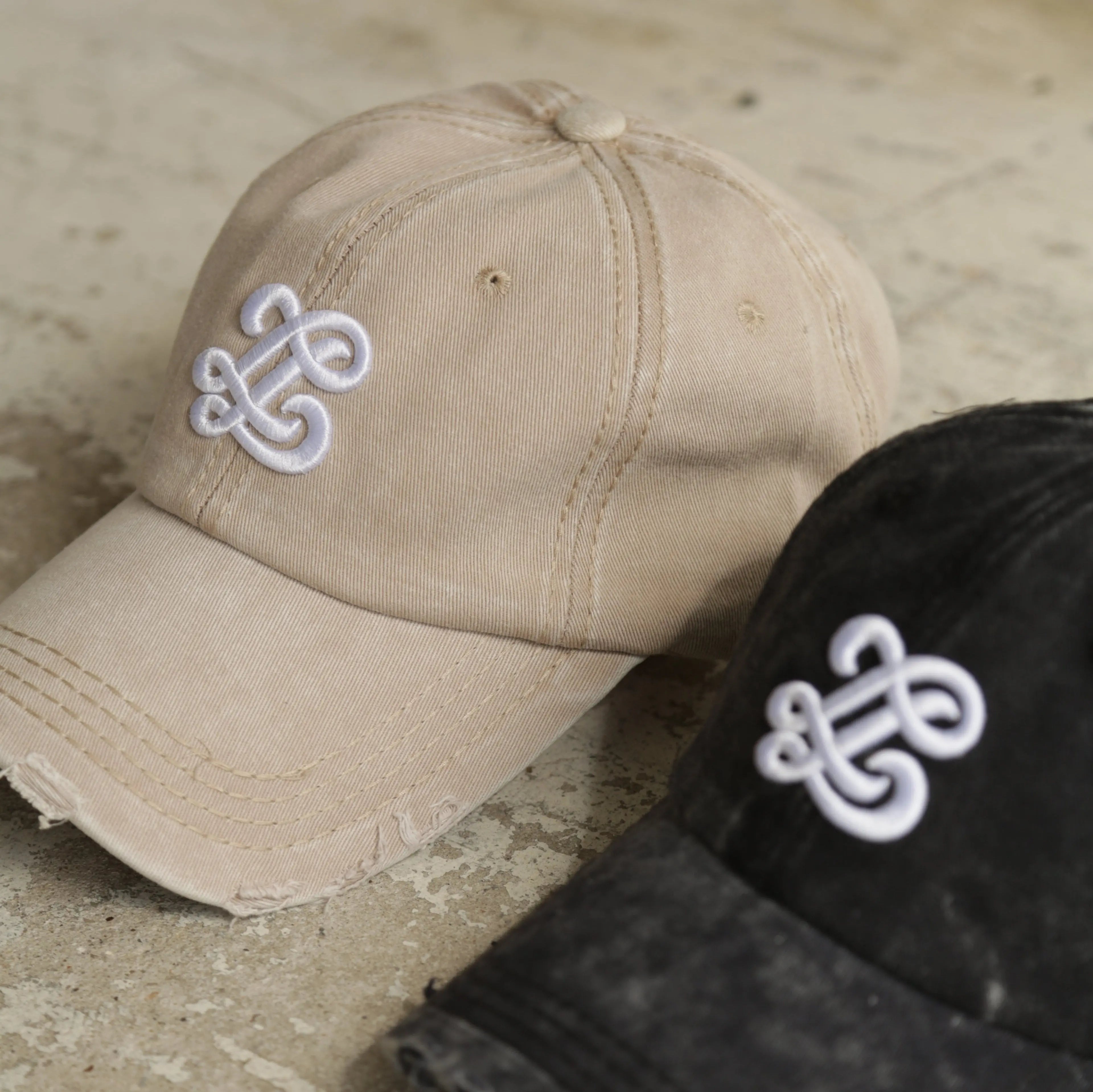 Distressed washed cap Lueur Clothing