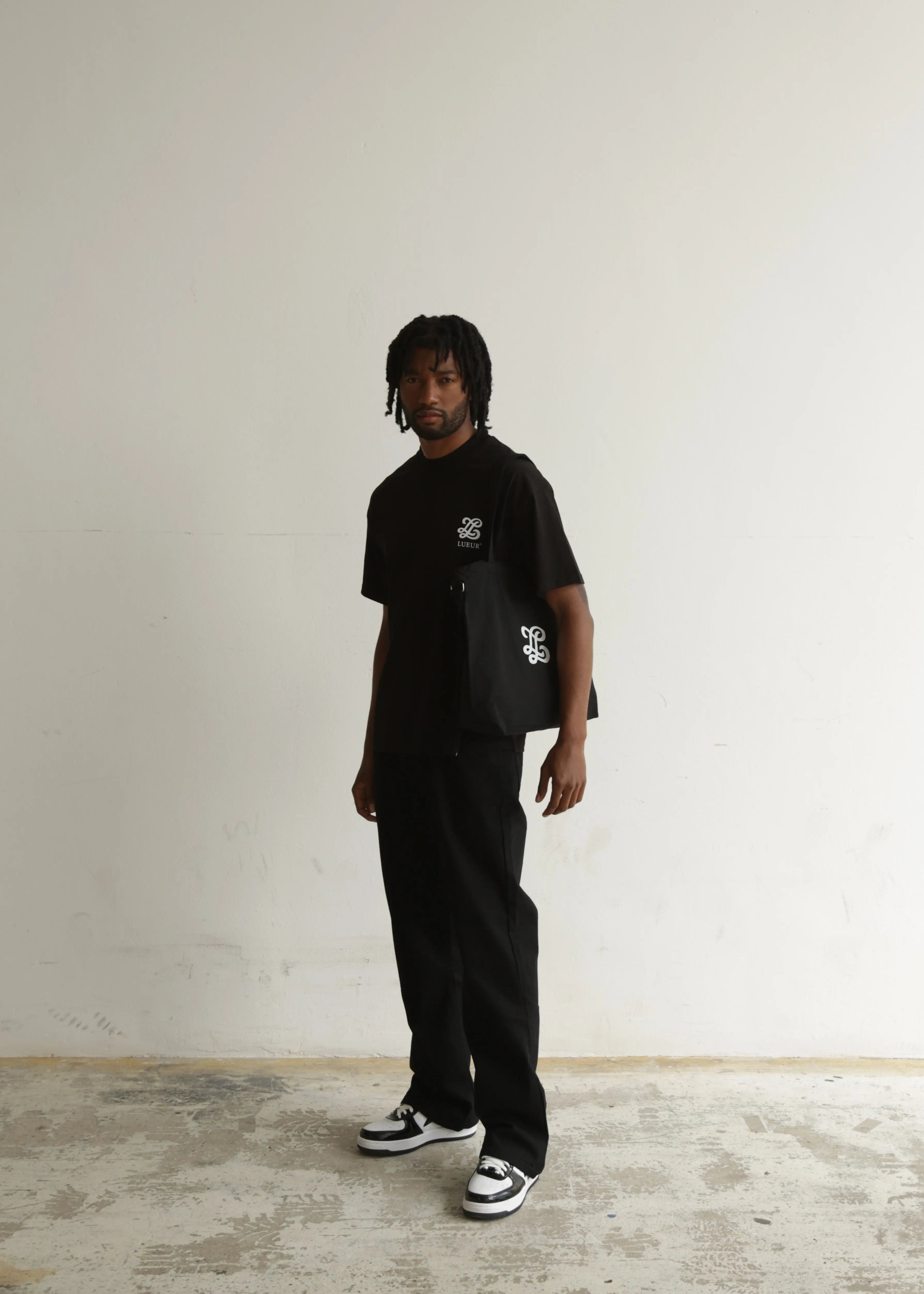 Monogram t-shirt Lueur Clothing